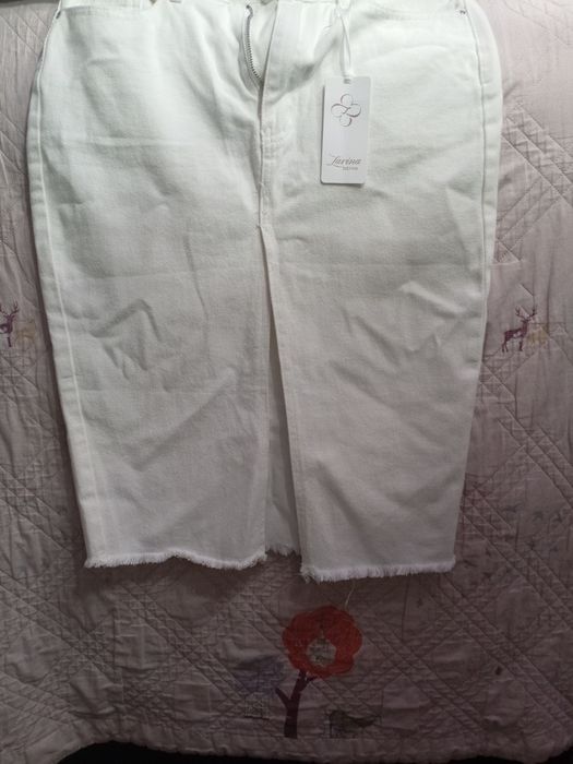 Срочно продам джинсовую юбку DENIM