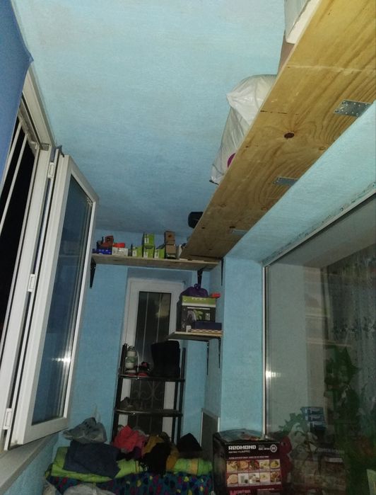 Продам полуторку в кирпичном доме Жилгородок