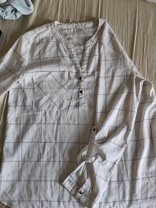 Блузка легкая школьная S