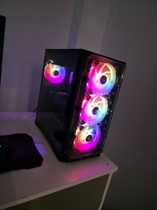 Vând PC Gaming high-end