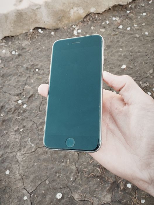 Продам iPhone 6s 32GB