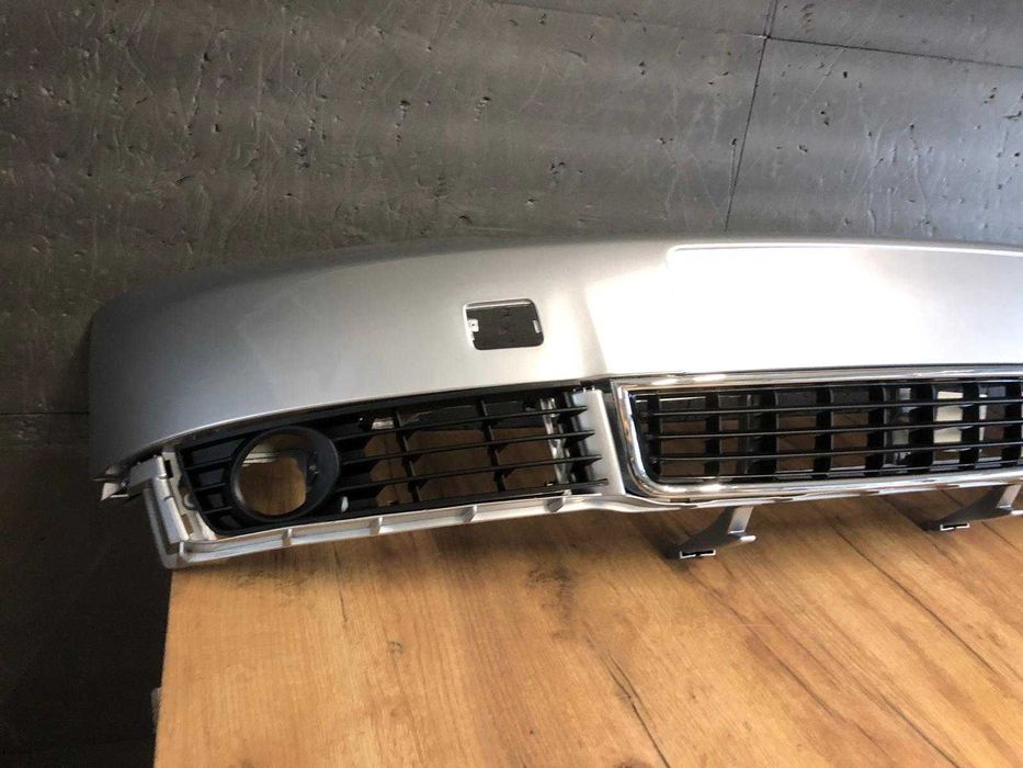 Bara Fata Cu Toate Grilele Audi A4 B6 An 2000-2004 (LY7W (Gri))