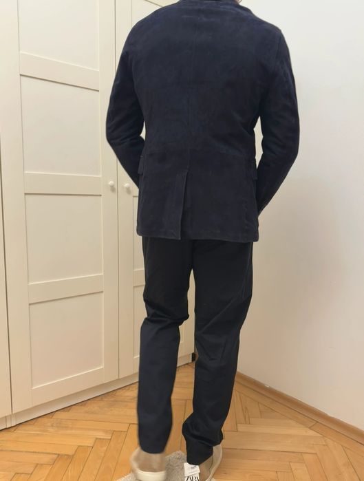 Sacou Barbati Massimo Dutti din piele naturala intoarsa Suede M 38
Sac