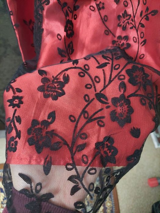 Праздничное платье на 12-13 лет