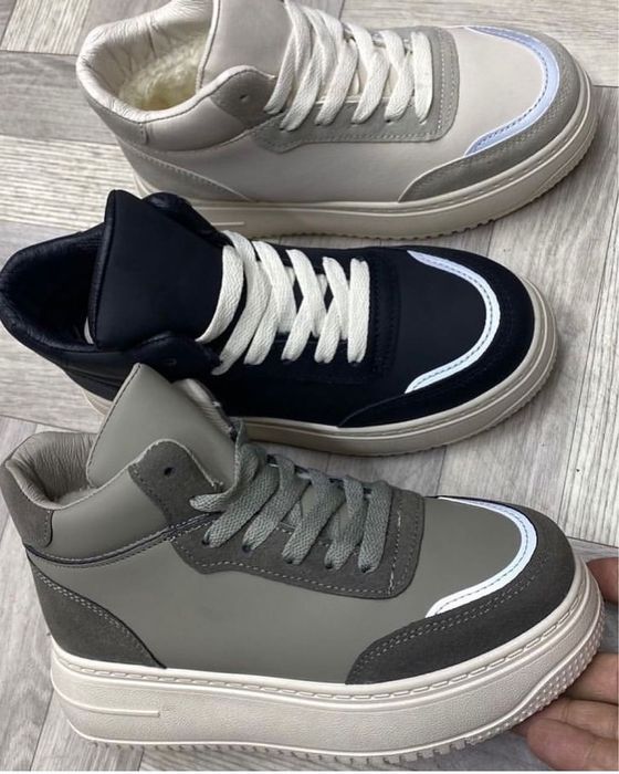 Обувь женская и мужская