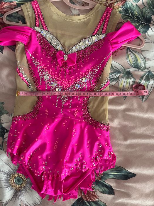 Трико за художествена гимнастика