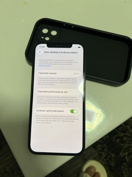 Iphone 12  black