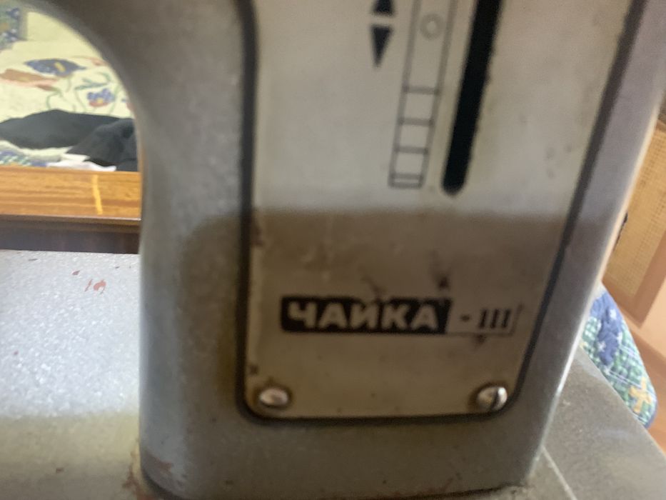 Швейная машинка и оверлок