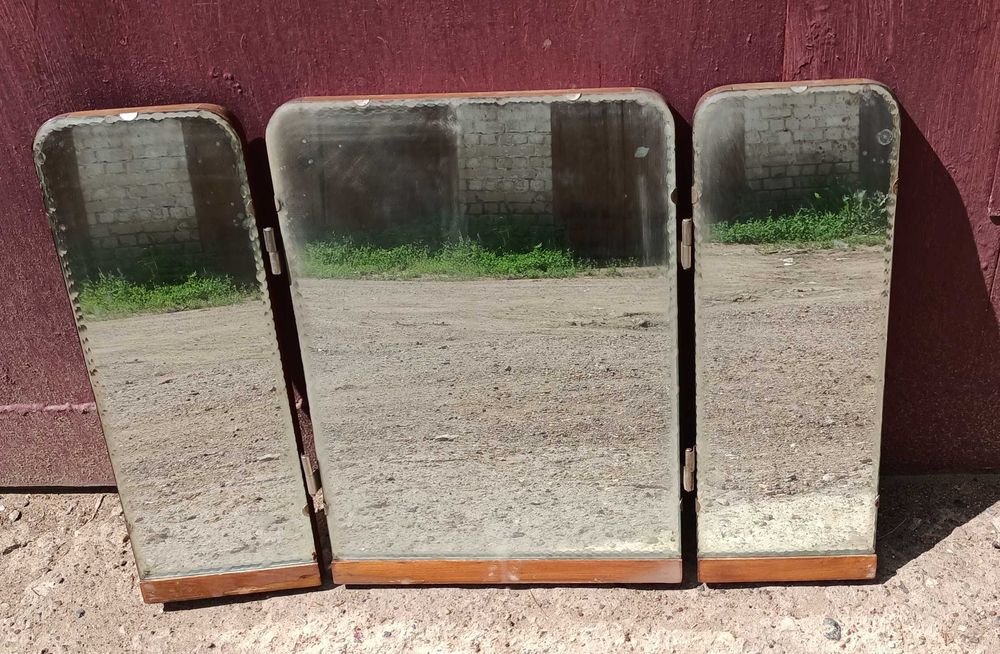 Продам винтажное зеркало.