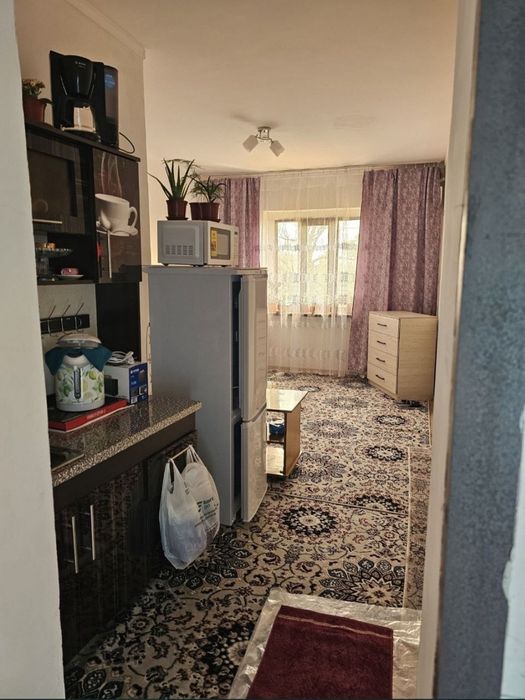 Продаётся 2 х комнатная