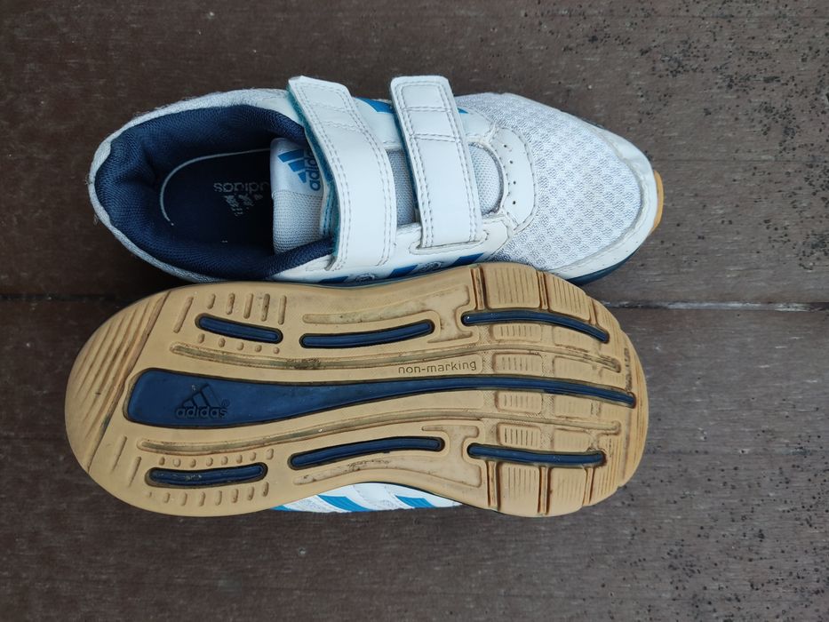 Оригинални маратонки Адидас