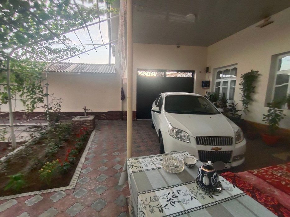 Продается участок с домом.Кибрай .Набережная