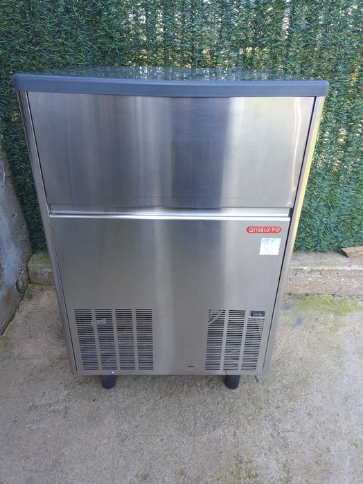 Професионален ледогенератор Brema