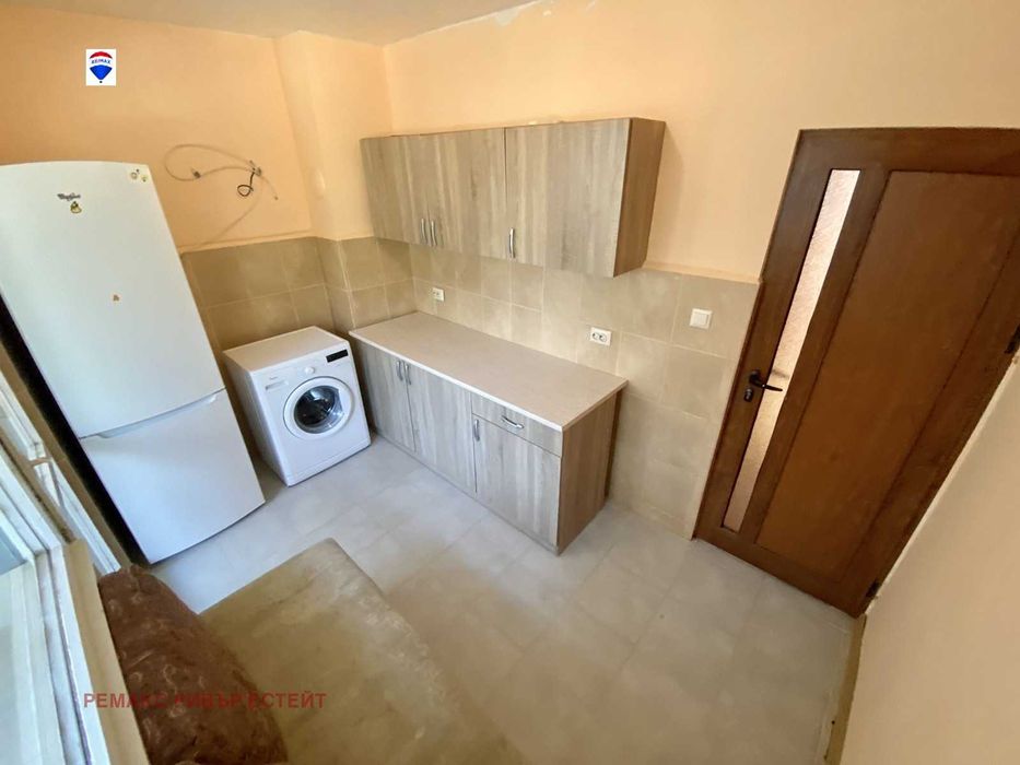 Продава се Двустаен апартамент в Русе, Чародейка - Юг - 68 кв.м за 1117 €/кв.м - Снимка #7