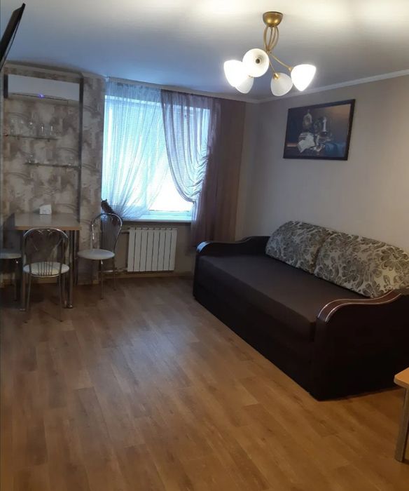Проспект Сарыарка 11, 2часа 2000