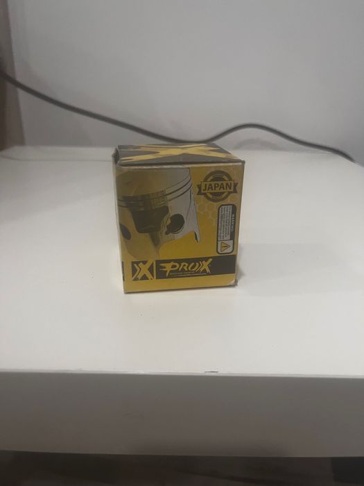 Бутало за Кавазаки кх 80