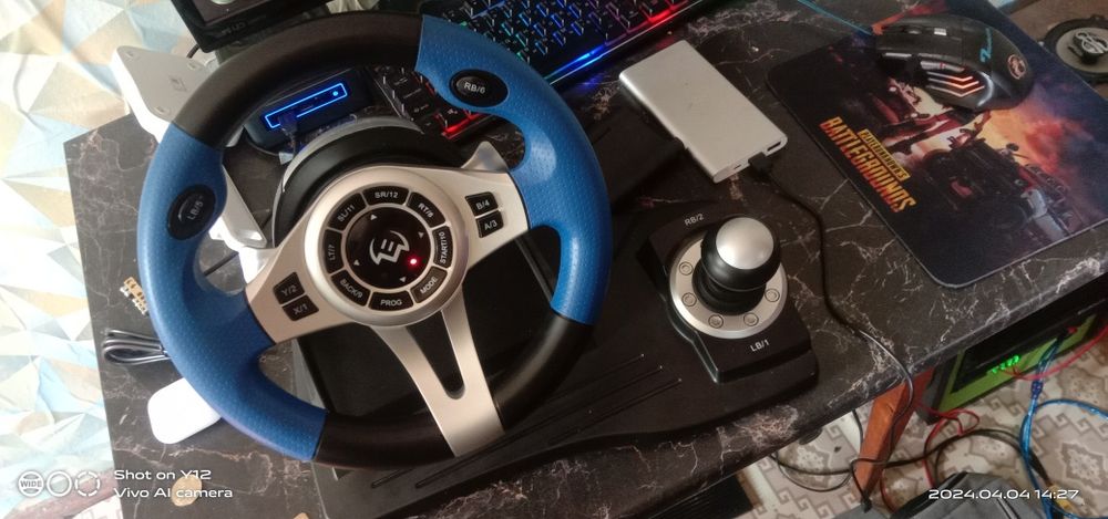 Продам игровой руль