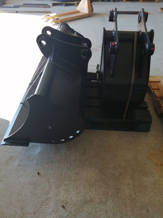 Cupa utilaj buldoexcavator