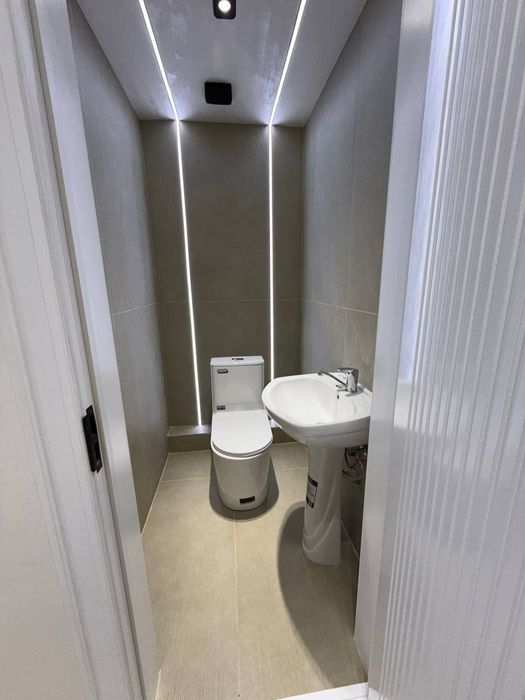 Срочно продаётся 3х -комнатная квартира с евро ремонтом заходи живи