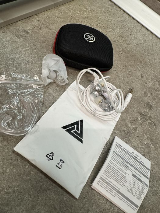Vand Casti cu fir  KZ professional in ear diferite modele noi sigilate