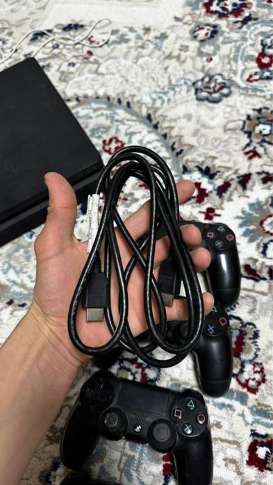 Sony PlayStation 4 slim 1tb