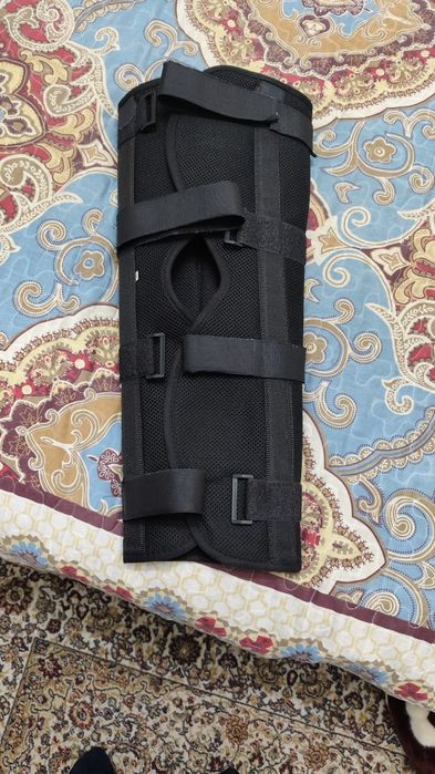 Тутор (ортез) для коленного сустава