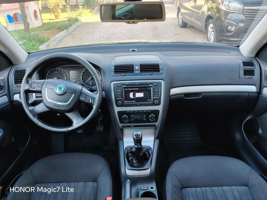 Skoda Octavia 4x4  2013 1.6tdi Euro 5  Climatronic Navi