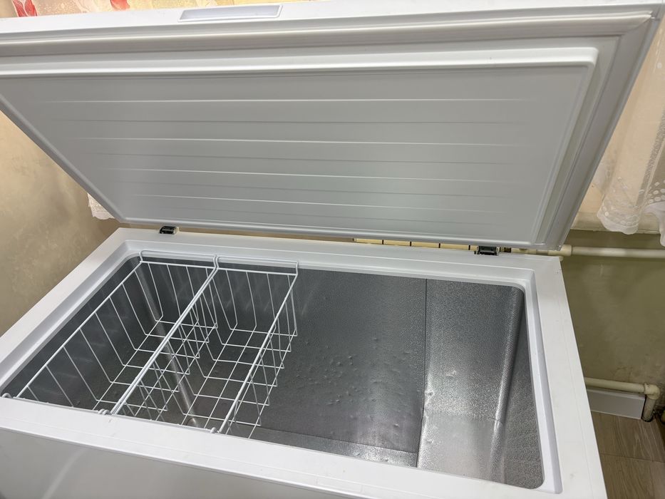 Продам Морозильник