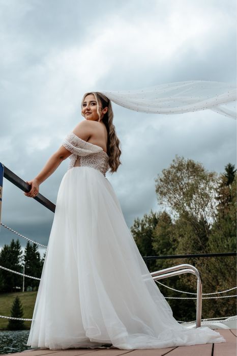 Vand rochie de mireasa