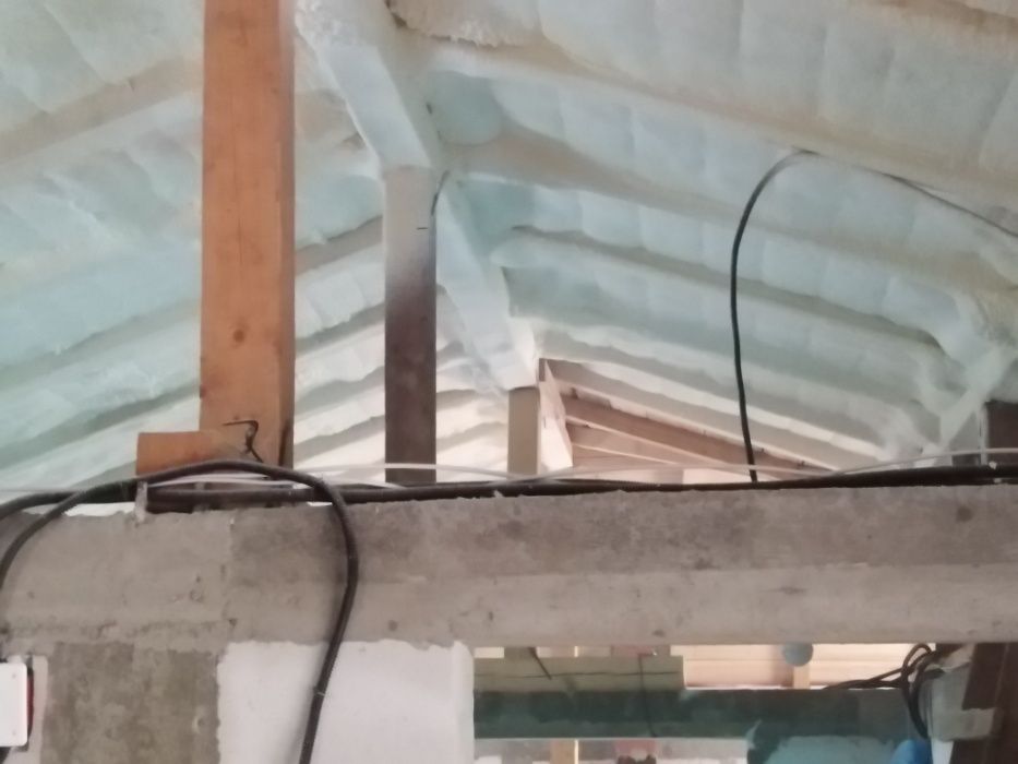 50lei/10 cm izolatie spuma poliuretanica PCC,BASF,ATK,Synthesia