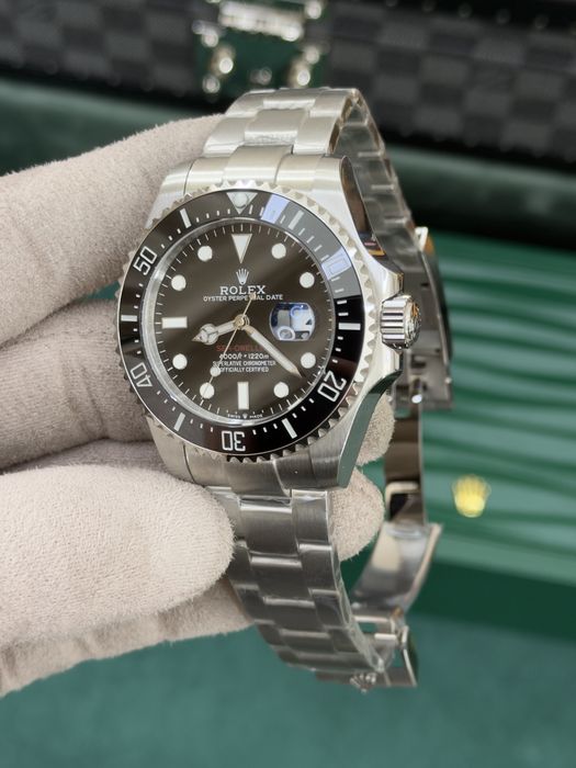 Rolex Sea-Dweller 43mm – Oystersteel, Black Dial