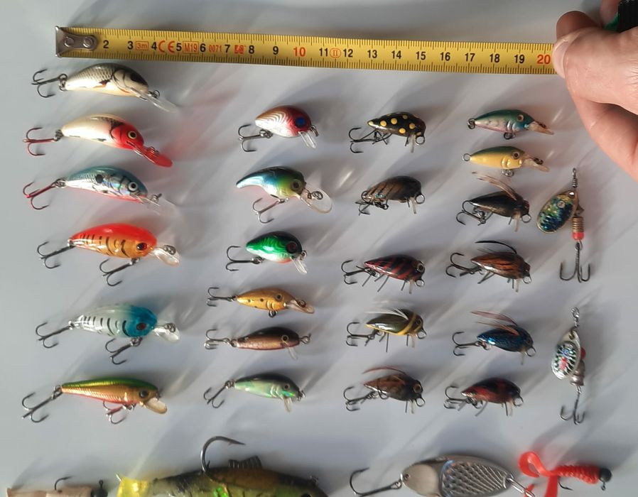 Set voblere pescuit la spinning