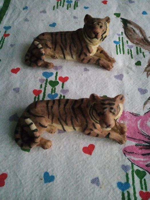 Сувенири,мартеници и ръчноизплетени Бийтълс