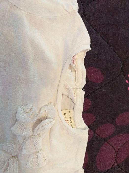 Много фирмени комплекти всеки а цена 25-30лв.