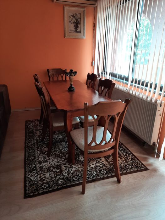 Продавам къща с магазин