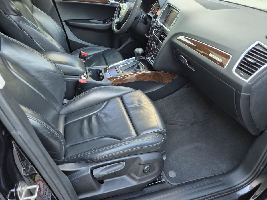 Audi q5 2011- 2.0 tdi- automat- panoramic