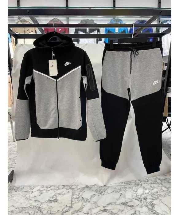 Trening Nike Tech Gri cu Negru l Barbati