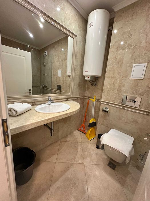 Дава се под наем Двустаен апартамент в Варна, Гръцка махала - 75 кв.м за 900 € - Снимка #10