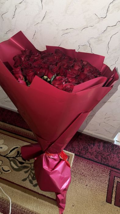 Красные розы 51 штук