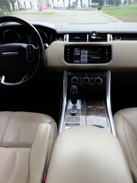 Range Rover Sport 3.0 TDV6 HSE Dynamic