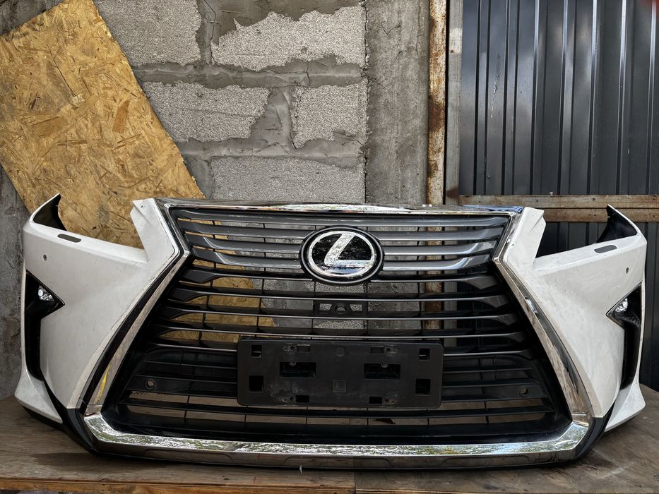 Бампер на lexus Rx