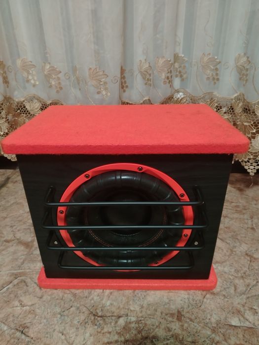 Продам сабвуфер автомобильный