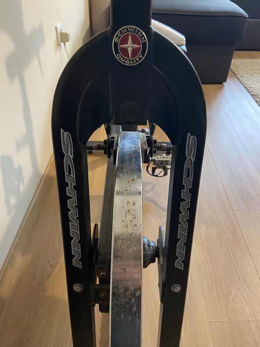 Bicicleta spinning profesională SCHWINN iC Pro