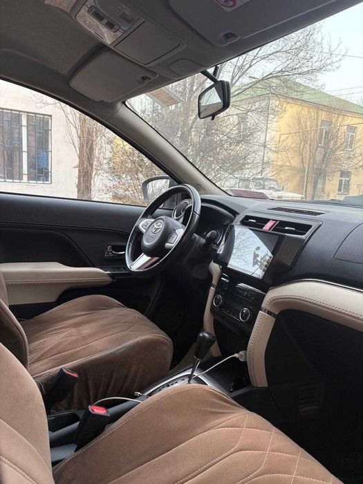 Прокат и аренда автомашины с водителем