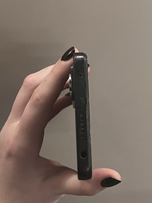 срочно продам Xiaomi Redmi Note 12 Pro