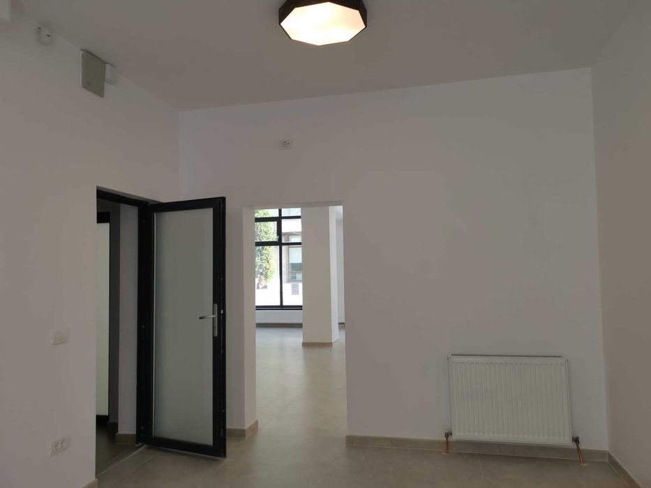 Inchiriez spatiu comercial, Curtea de Arges, zona Posada, langa Flanco