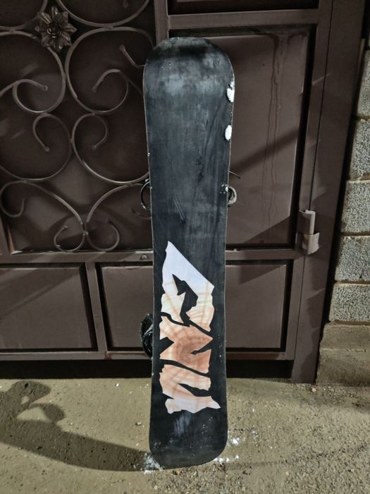 Сноуборд 154 см gnu