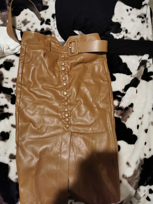 Set fusta de piele și jachetă only