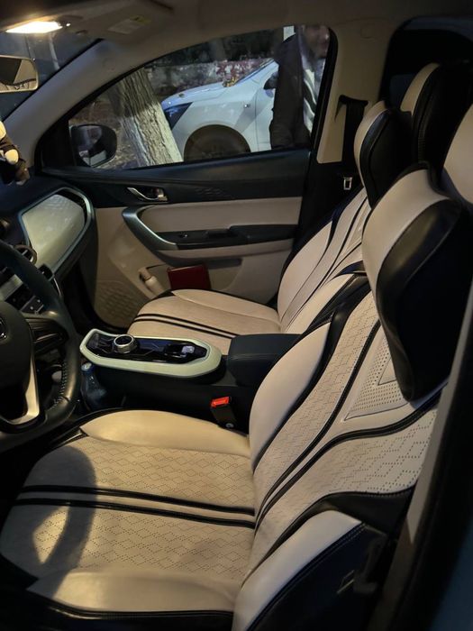 moshina changan e-star