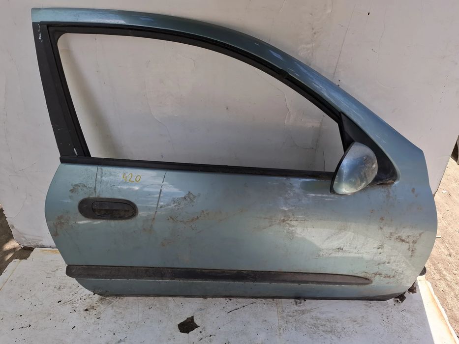 Usa dreapta fata - Nissan Almera 2002 1.5 MT (98 hp)